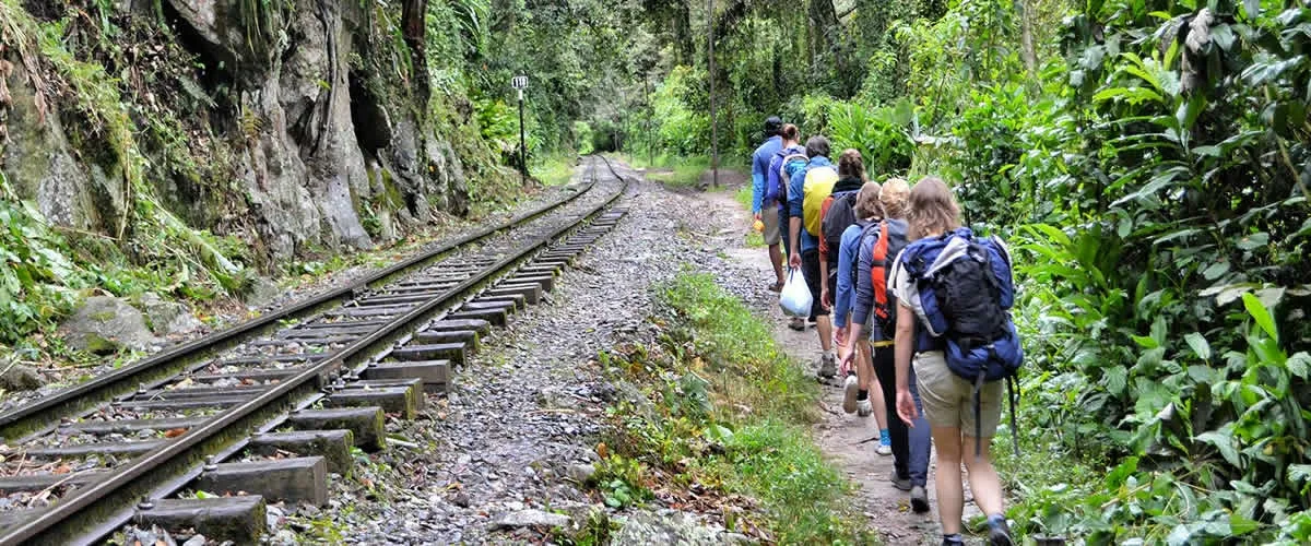 Camino a Machu Picchu por carretera